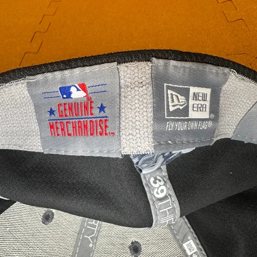New Era Detroit Tigers Hat Mens M/L Gray Black MLB 39THIRTY Stretch Fit Cap